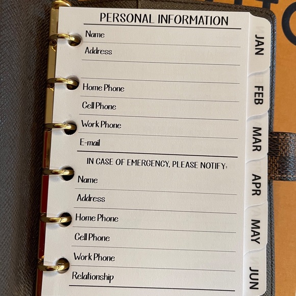 FIT Louis Vuitton Agendas 2024 Calendar-ALL SIZES: PM, MM & GM AVAILABLE - Picture 10 of 13